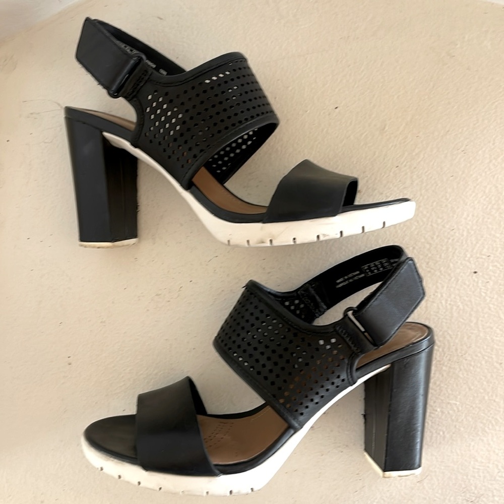 Clarks Artisan Black Sandal Heels. Size 6.5